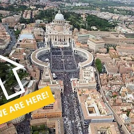 Apt In Front Of The Vatican City Rome Exterior photo