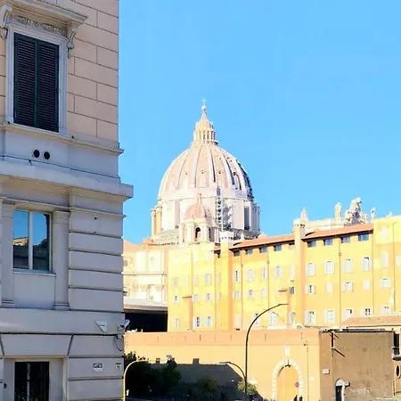 Apt In Front Of The Vatican City Rome Exterior photo