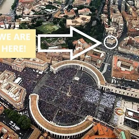 Apt In Front Of The Vatican City Rome Exterior photo